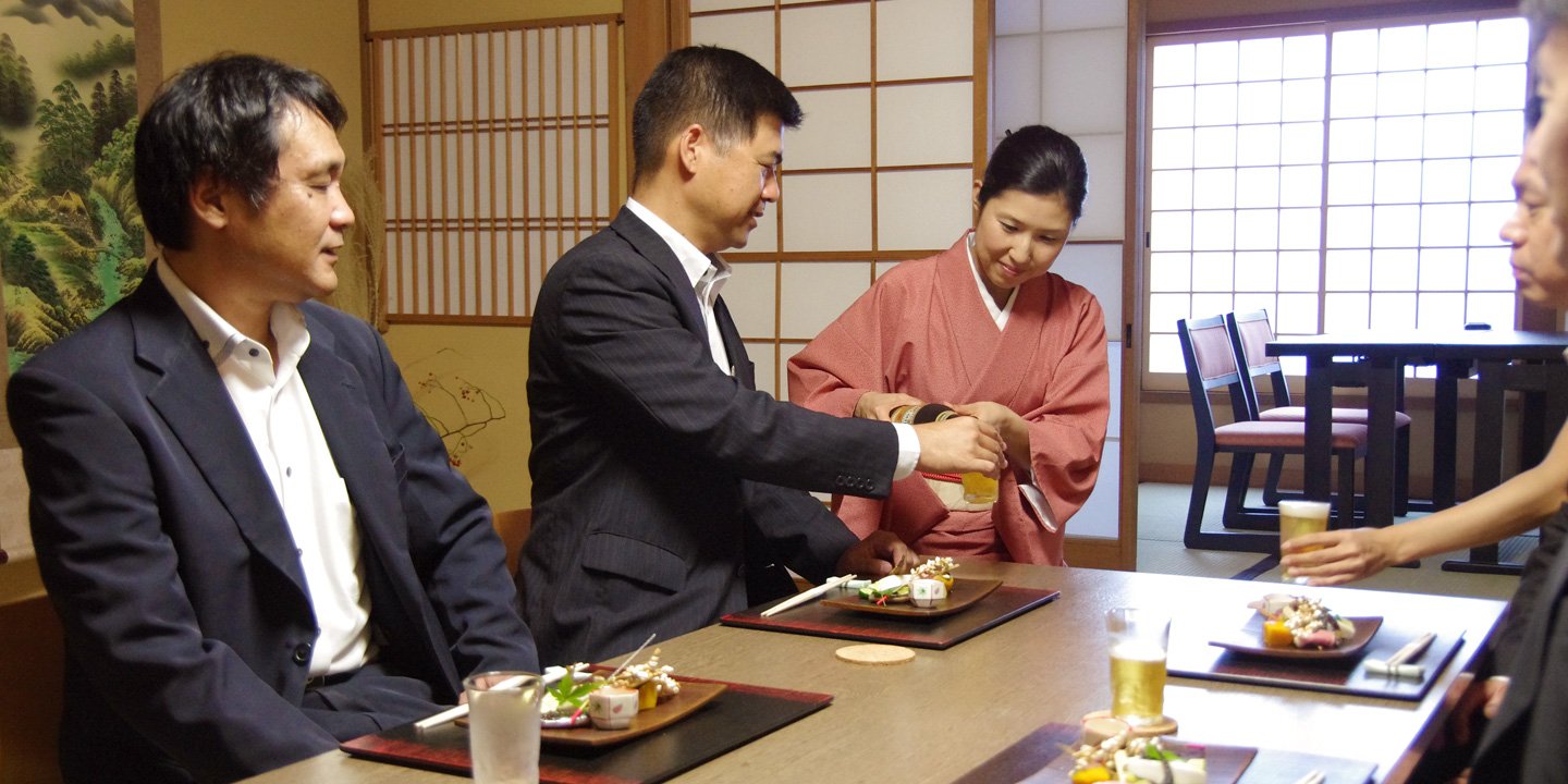 写真：お座敷でのおもてなし