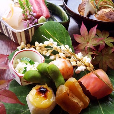 写真：お客様に合わせて京都の季節を感じる心尽くしの会席料理を献立いたします